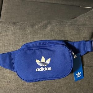 Adidas Originals Essential Crossbody bag